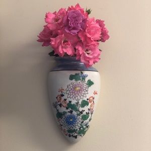 Vintage painted porcelain Japanese lusterware wall pocket vase